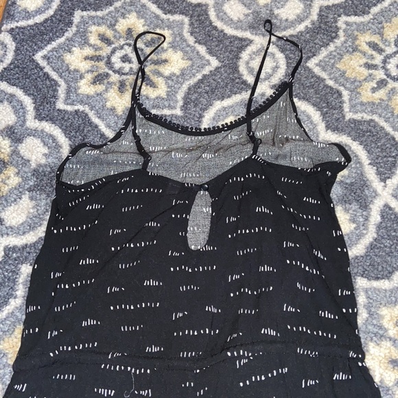 Black romper / white pattern romper - Picture 7 of 8